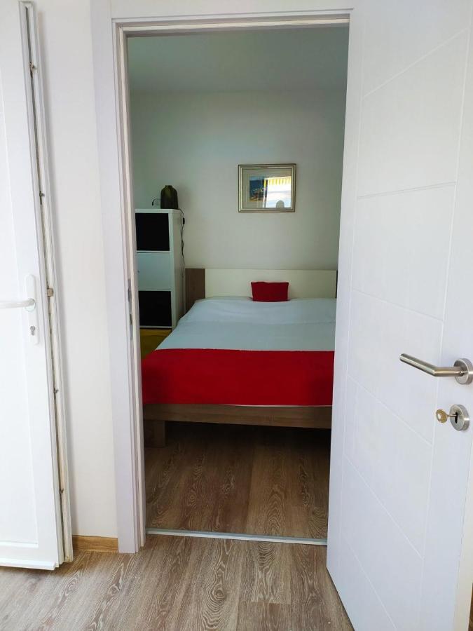 Apartments Ljerka Стара Новаля Екстер'єр фото